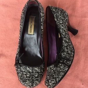 Steve Madden tweed Pumps